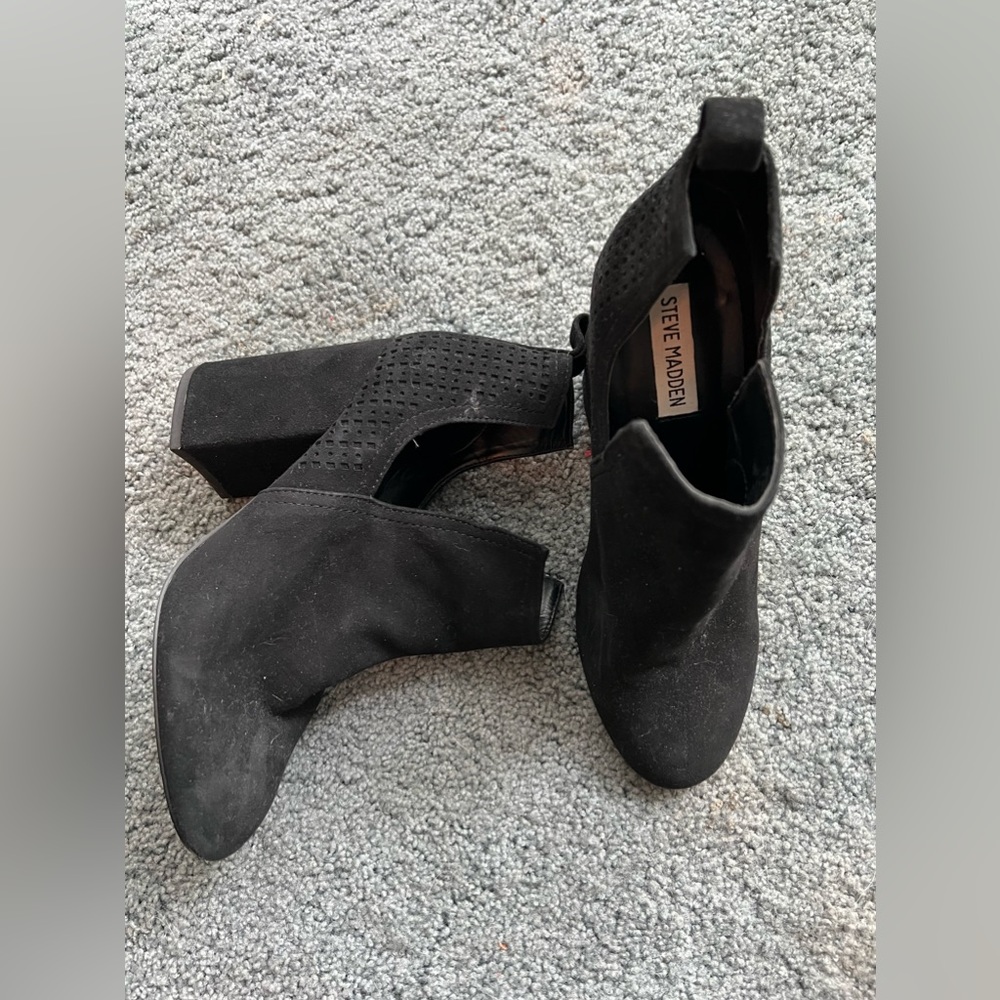 Steve Madden Suede Heeled Booties
